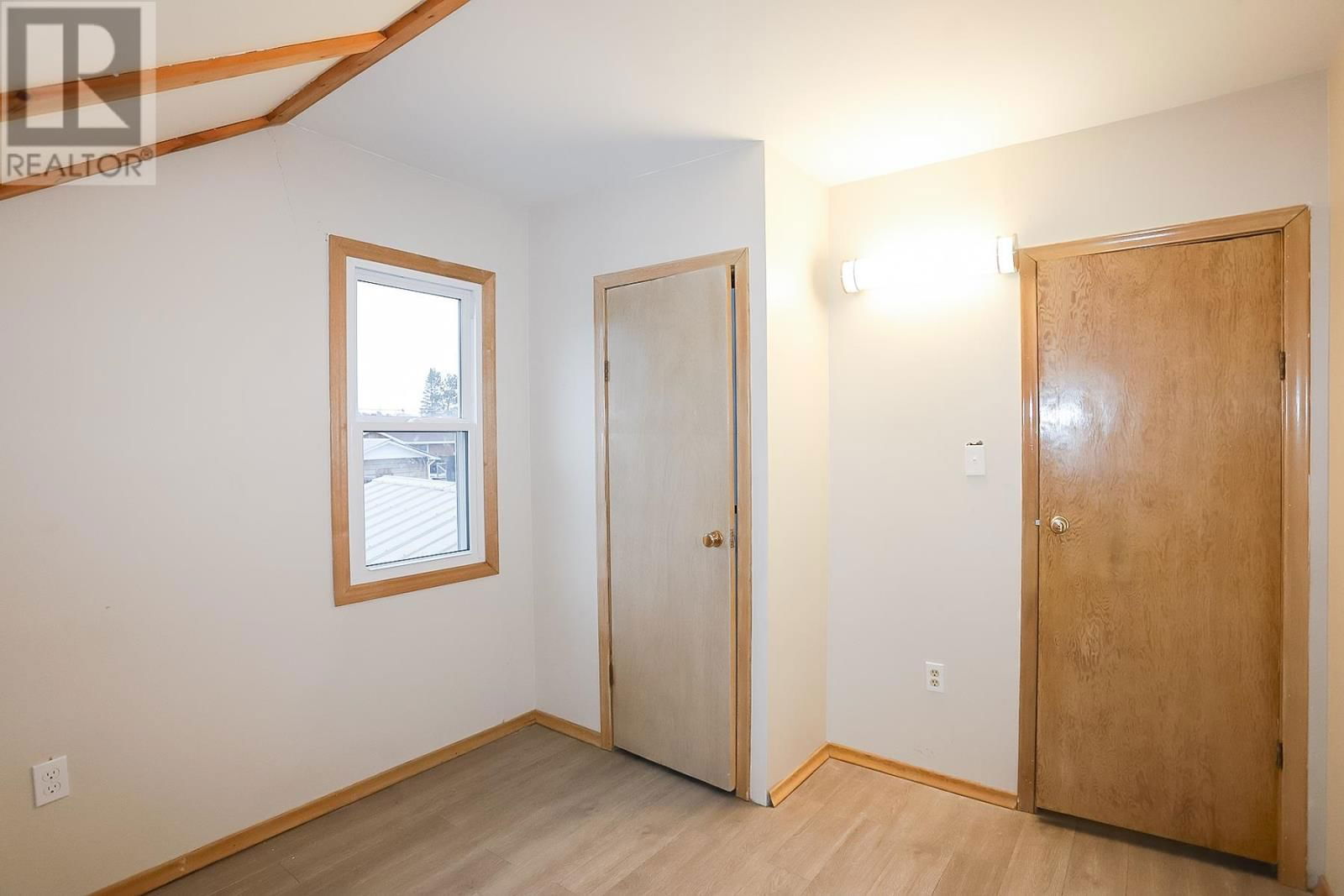 278 SELBY RD Image 31