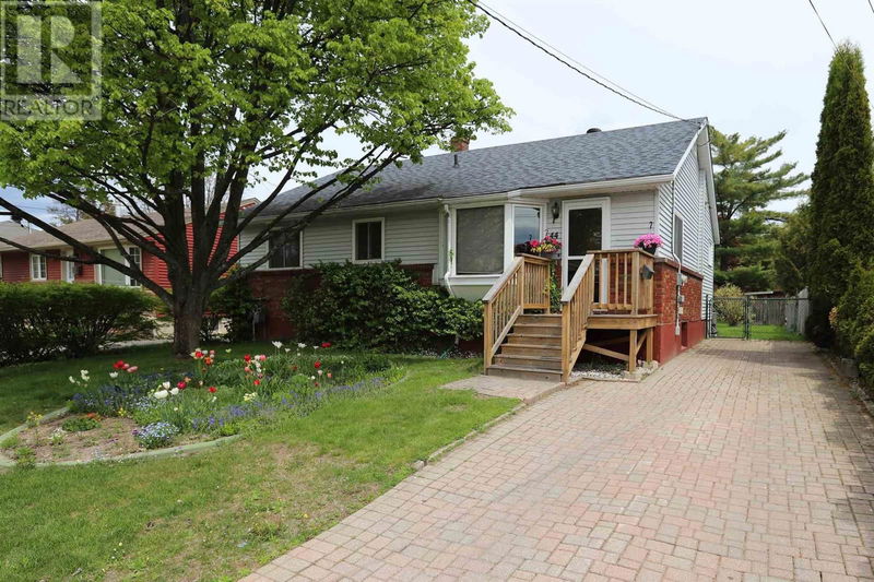 44 Angelina Ave Sault Ste. Marie, Ontario