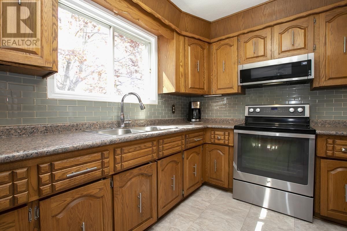 37 BEECH ST Image 21