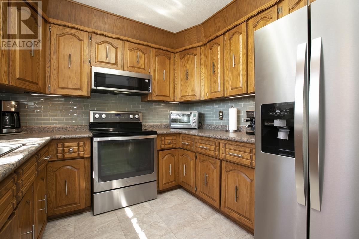 37 BEECH ST Image 22