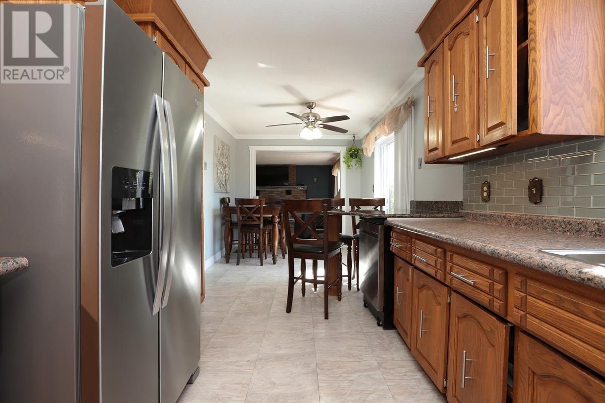 37 BEECH ST Image 23