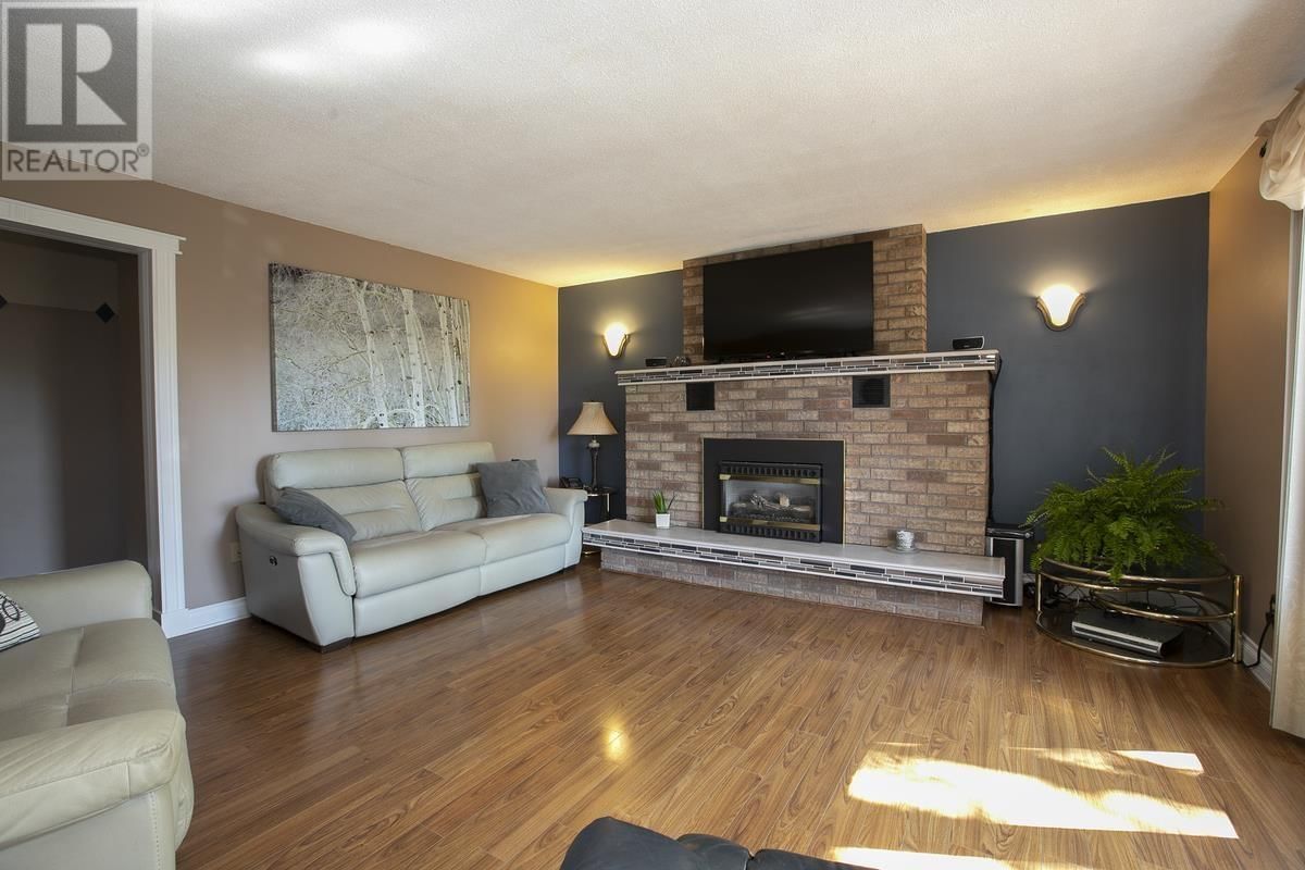37 BEECH ST Image 25