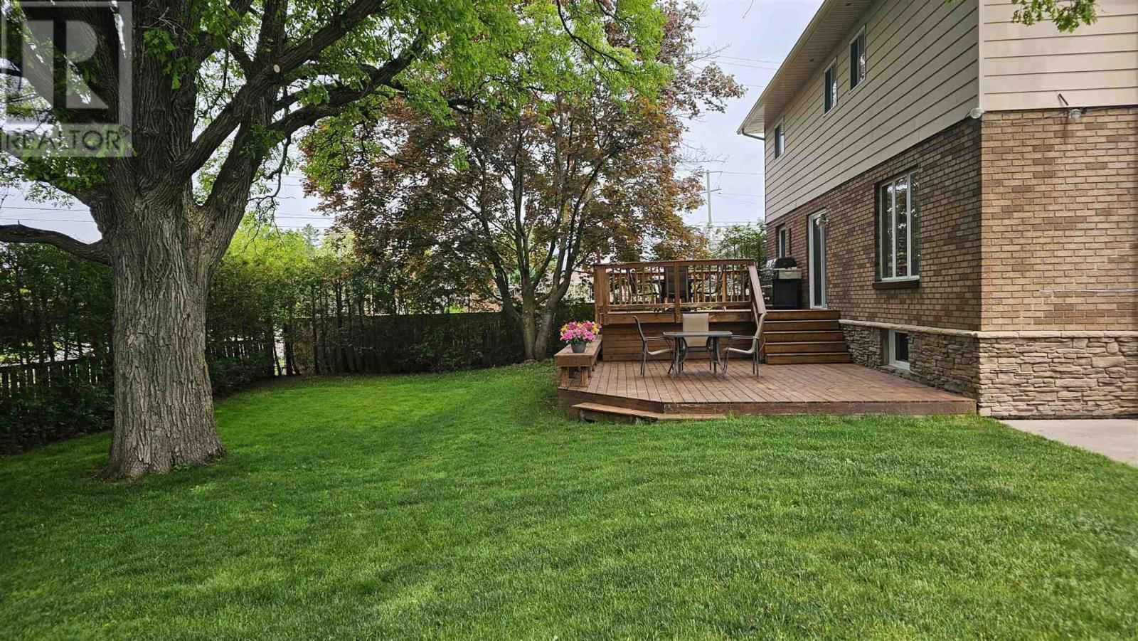 37 BEECH ST Image 7