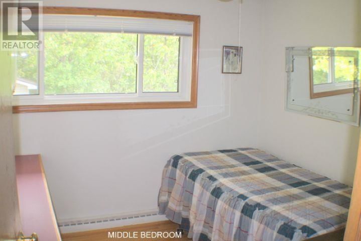 35 WHITE OAK DR Image 15