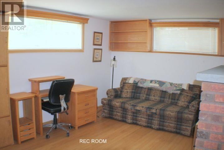 35 WHITE OAK DR Image 23