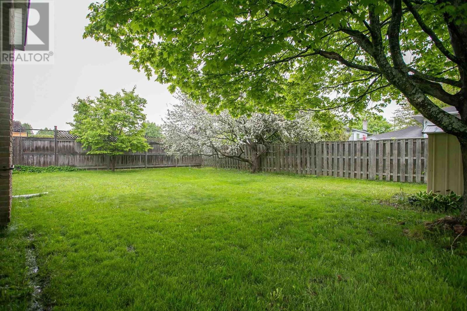 25 HEALY ST Image 12