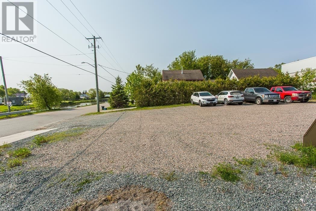 7 FRANCES ST Image 6