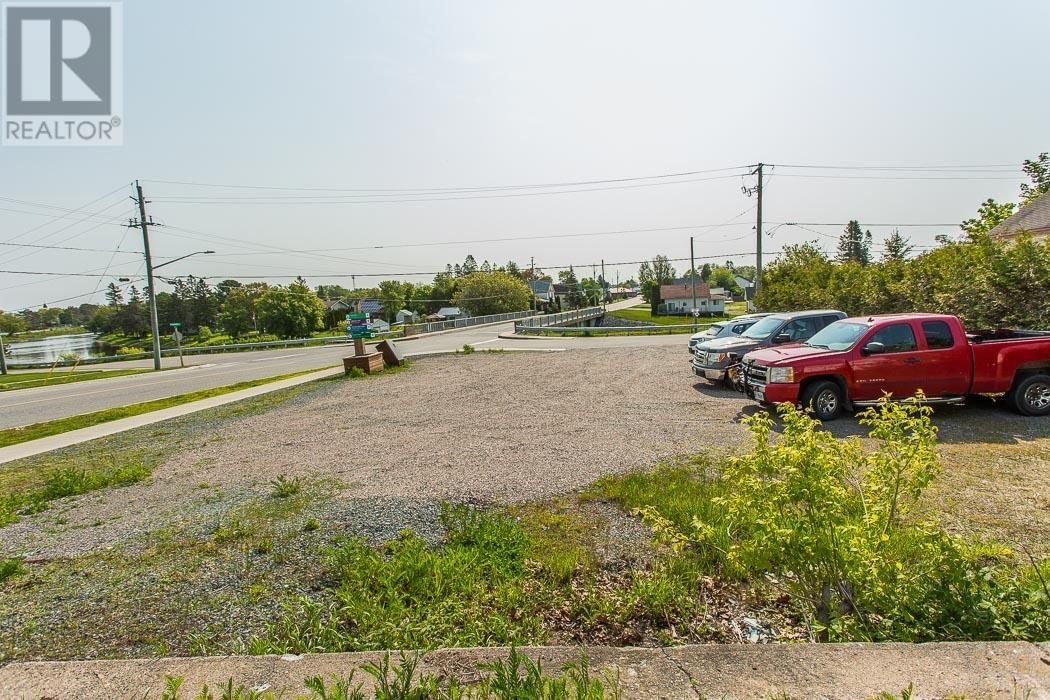 7 FRANCES ST Image 7