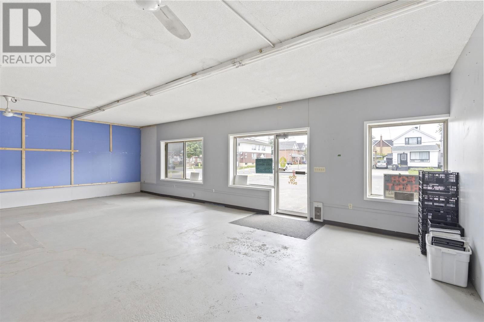 41 ALBERT ST Image 14
