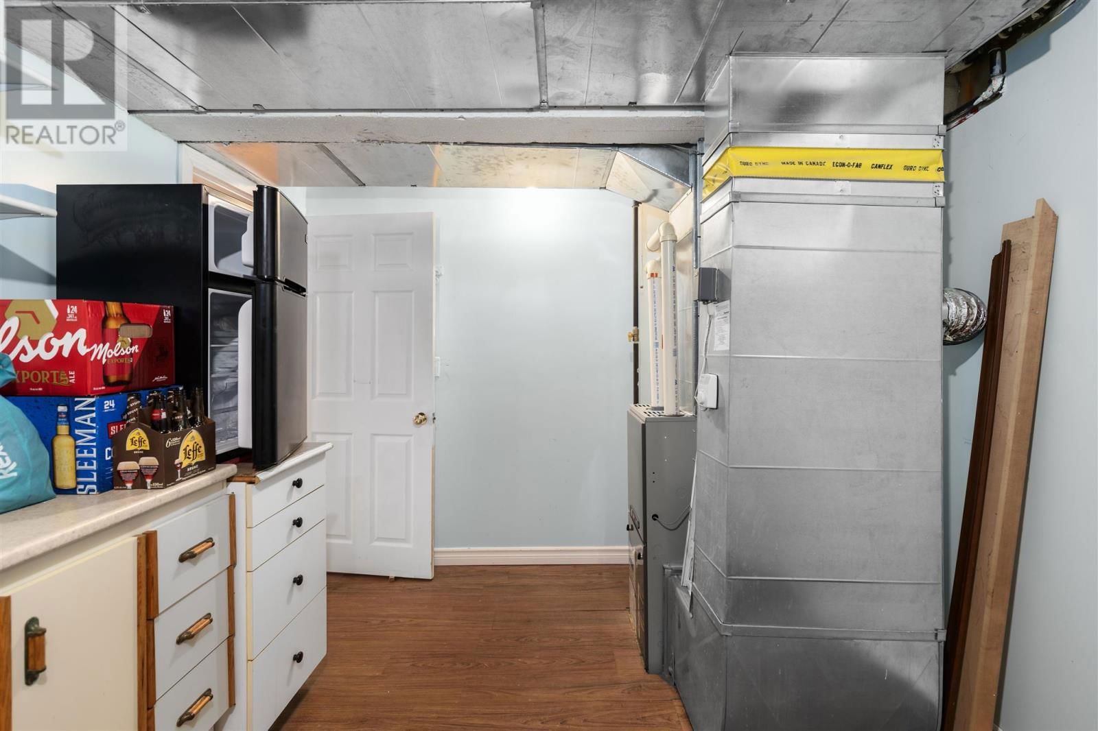 314 MOODY ST Image 28