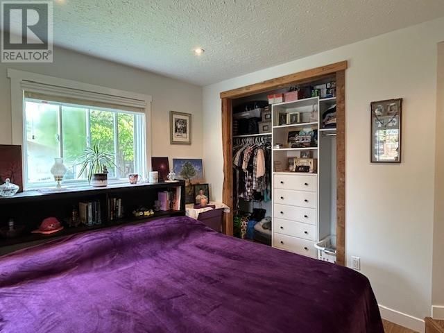 137 LEACOCK ST Image 29