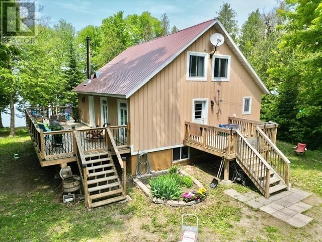 884 DUNLOP SHORES RD Image 38