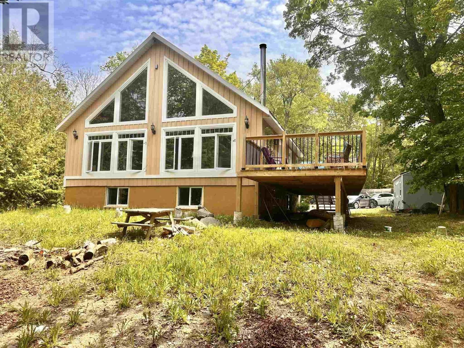 884 DUNLOP SHORES RD Image 39
