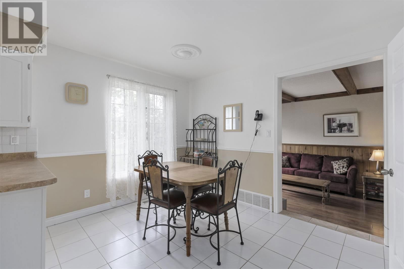 16 CHARLOTTE DR Image 17