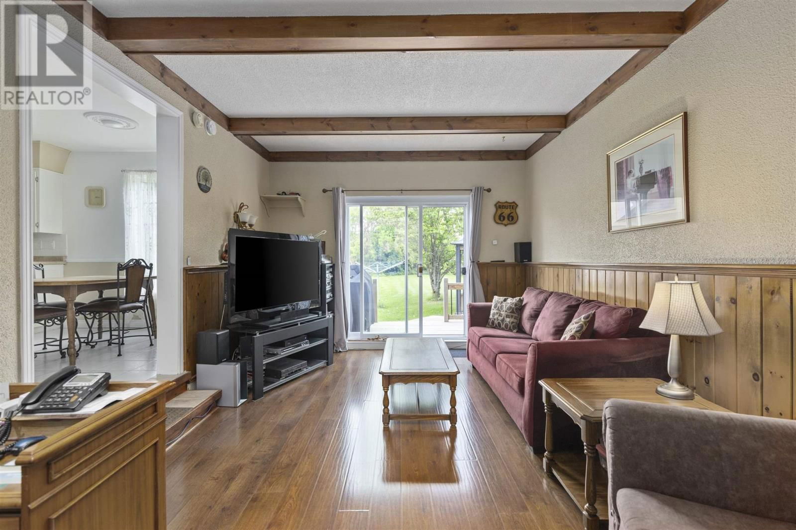 16 CHARLOTTE DR Image 18