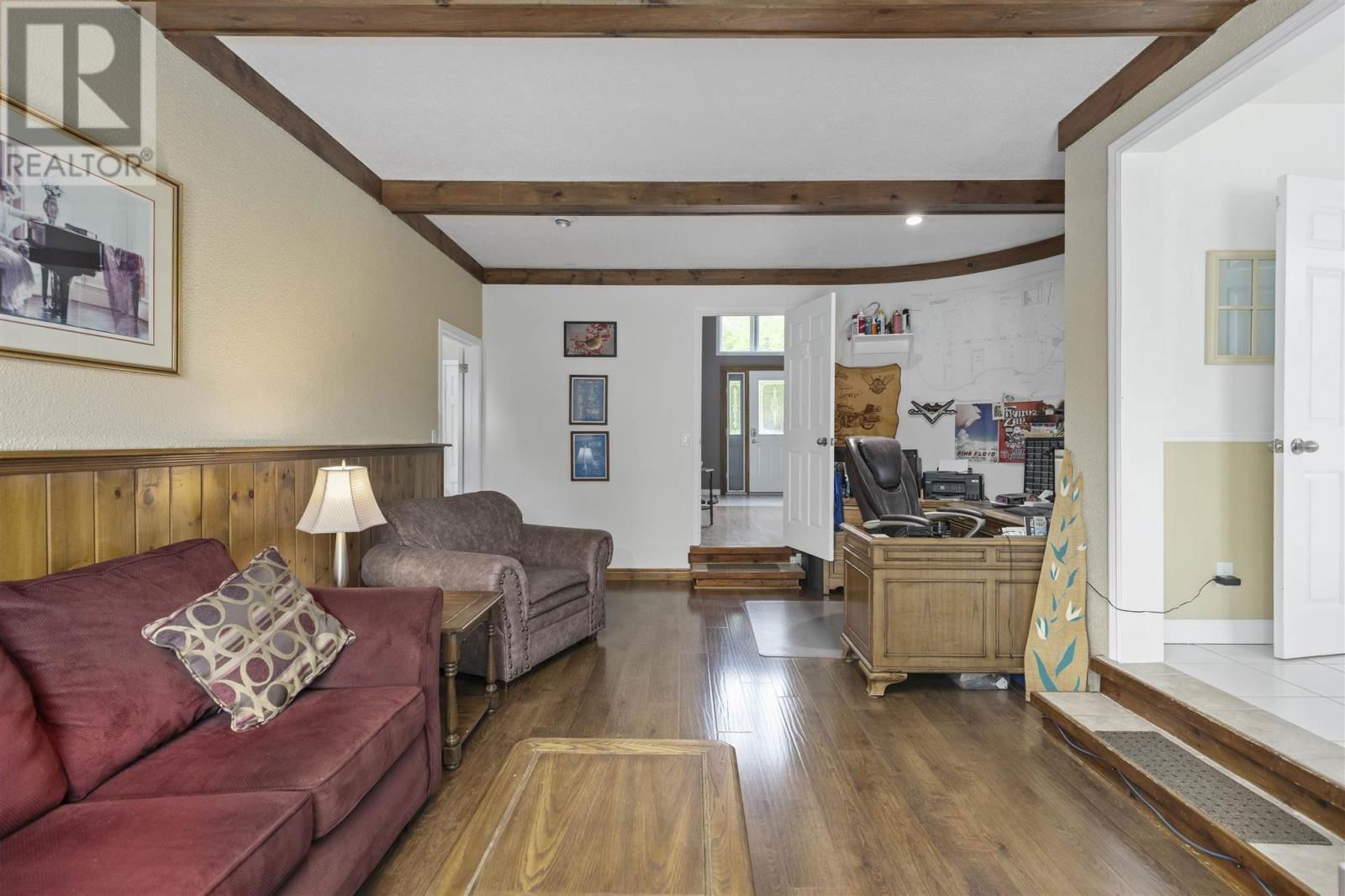 16 CHARLOTTE DR Image 19