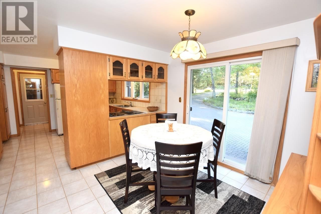 9 KENNEDY RD Image 16