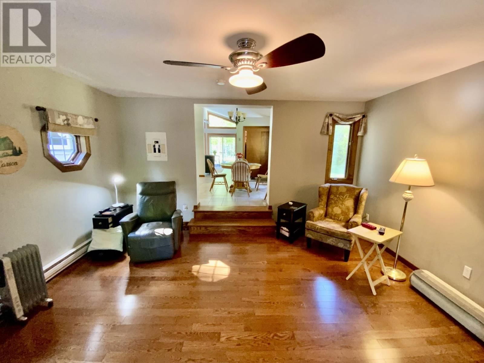 146 GRANT RD Image 10