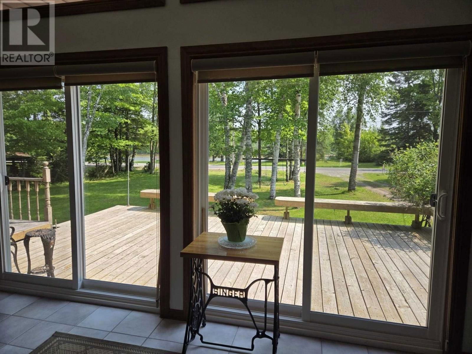 146 GRANT RD Image 11