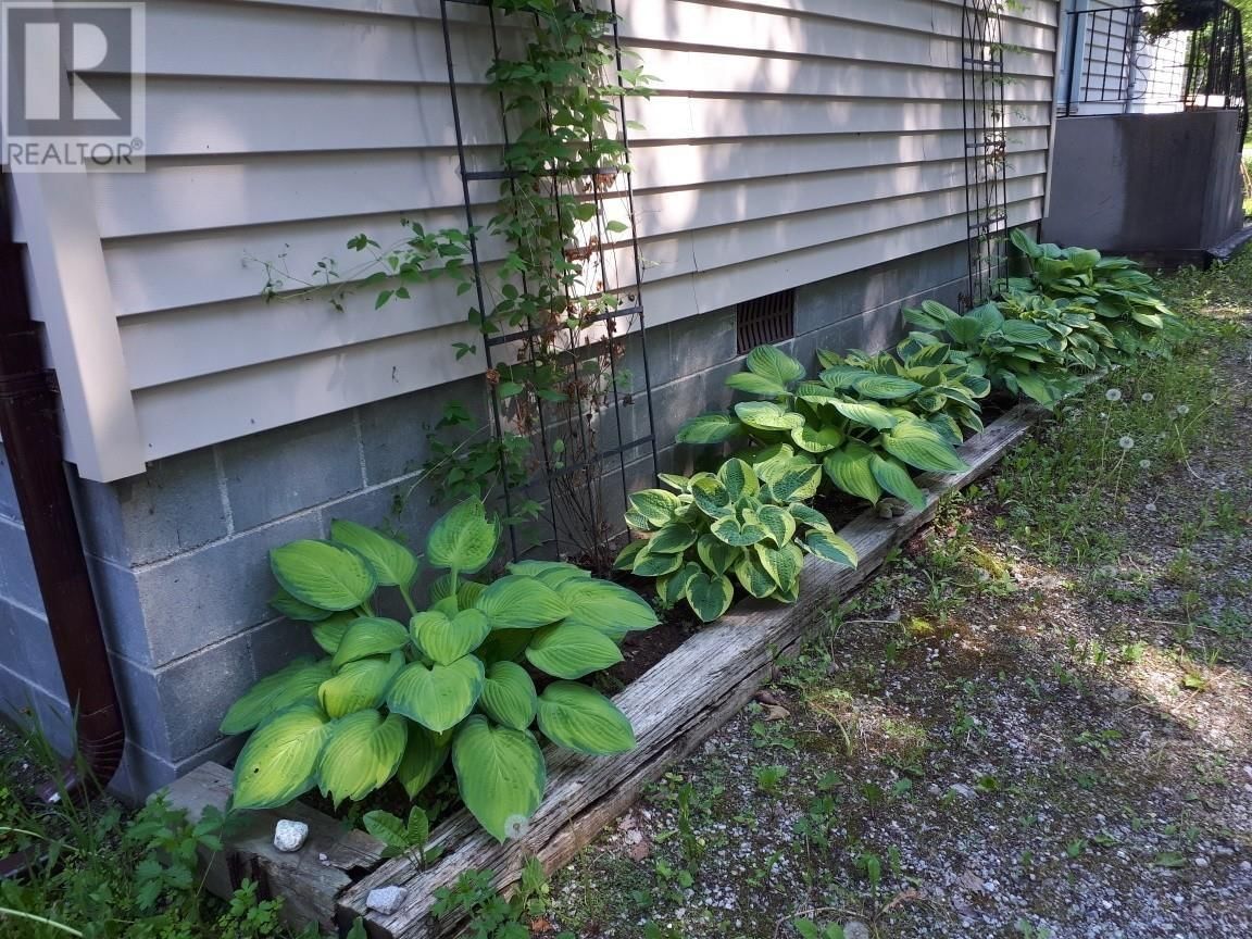 146 GRANT RD Image 20