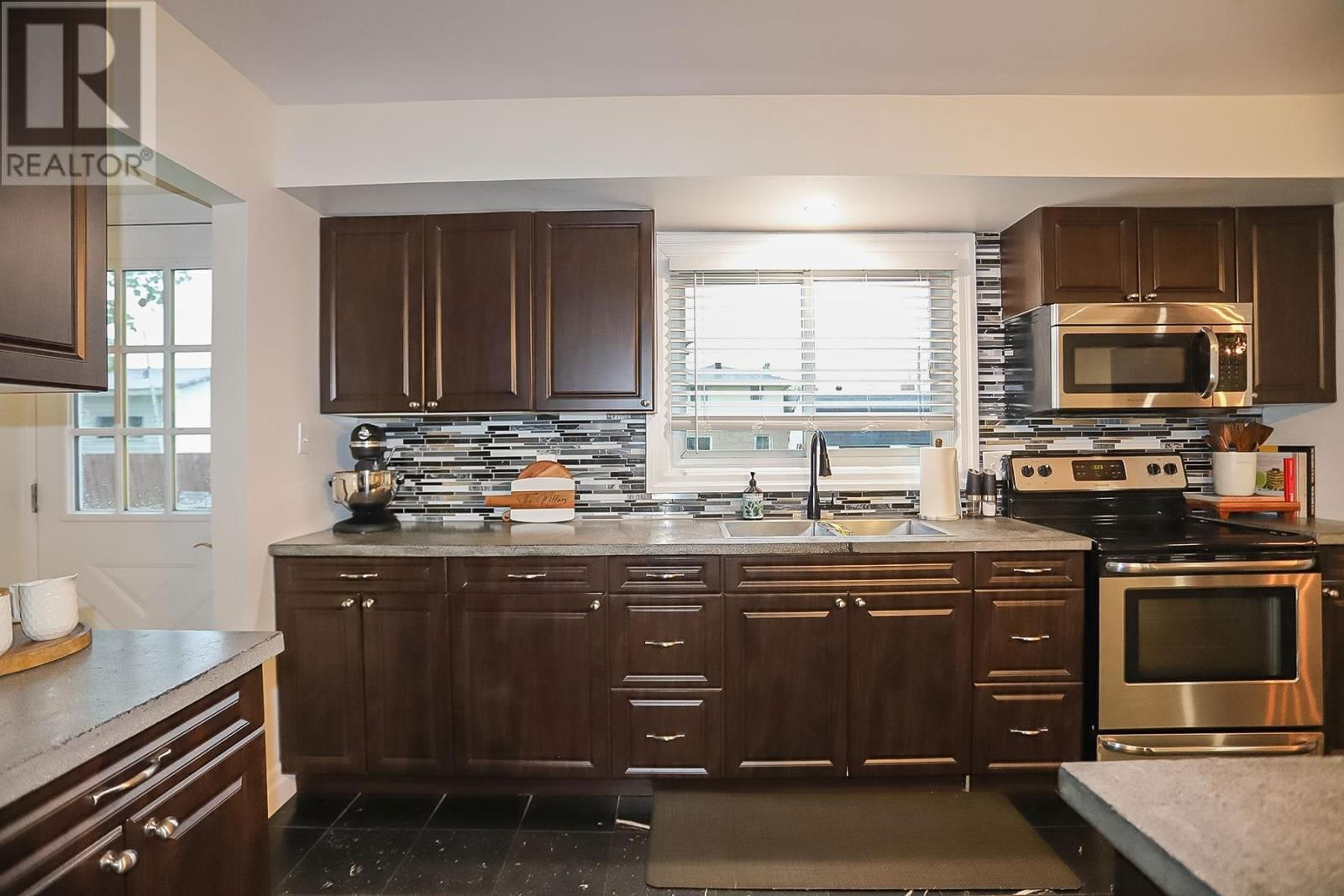 55 PELICAN DR Image 24