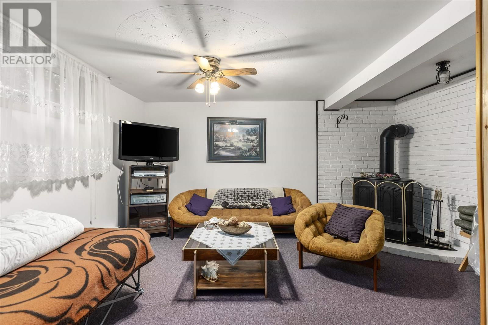 63 CAPP AVE Image 30