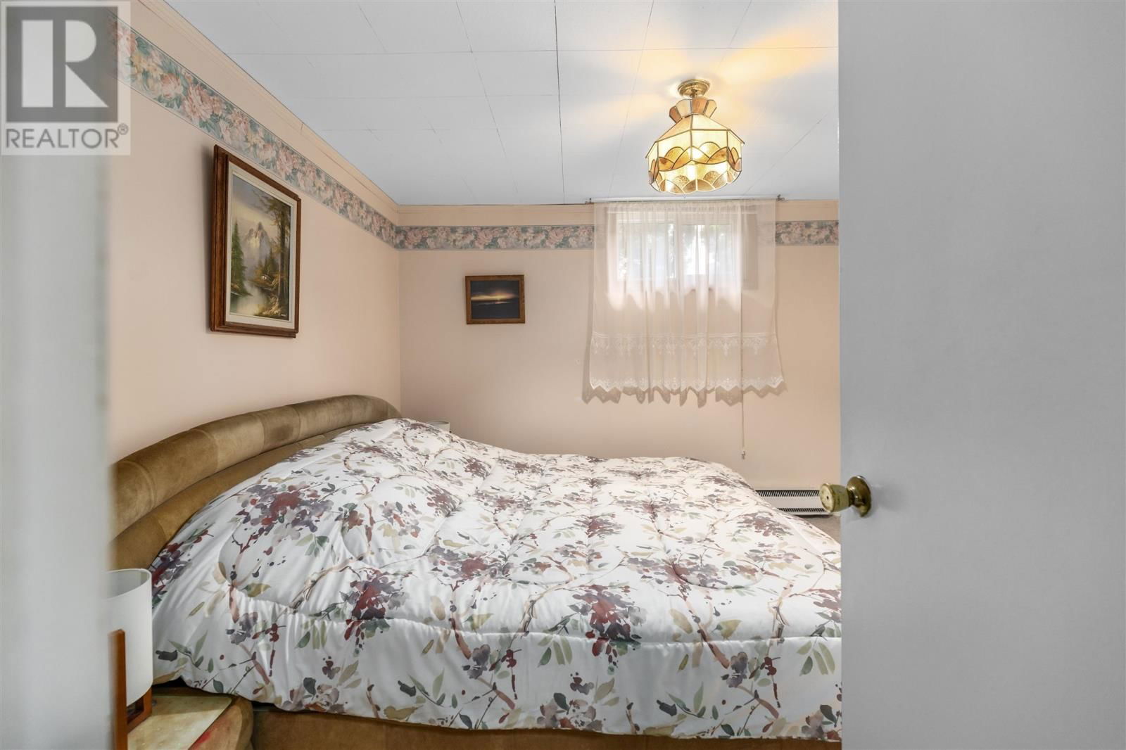 63 CAPP AVE Image 37
