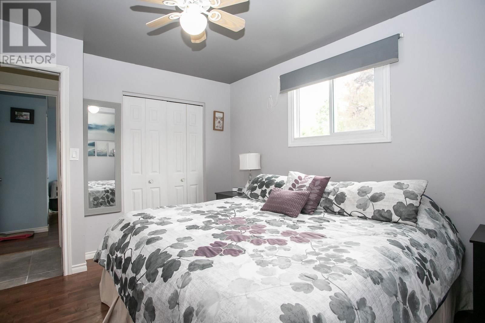 79 COPERNICUS DR Image 12