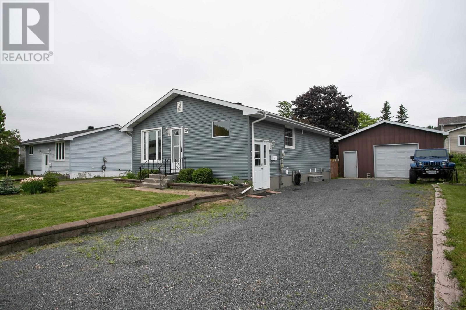 79 COPERNICUS DR Image 2