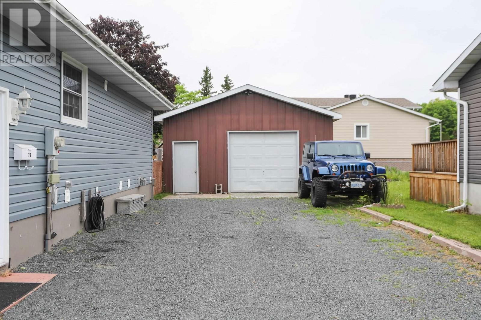 79 COPERNICUS DR Image 3