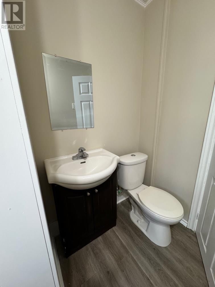 176 MARCH ST Image 15