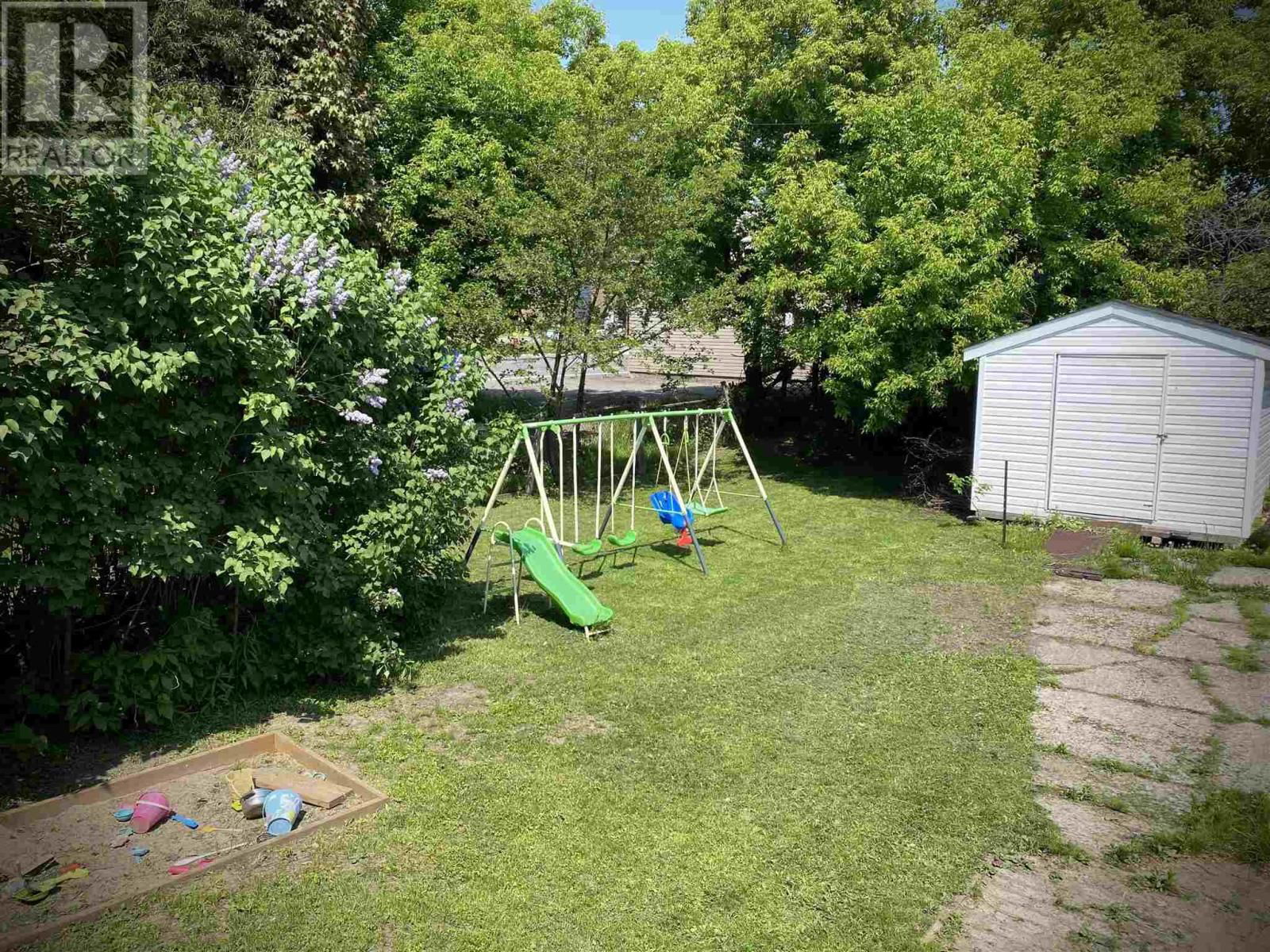 250 PITTSBURGH AVE Image 2