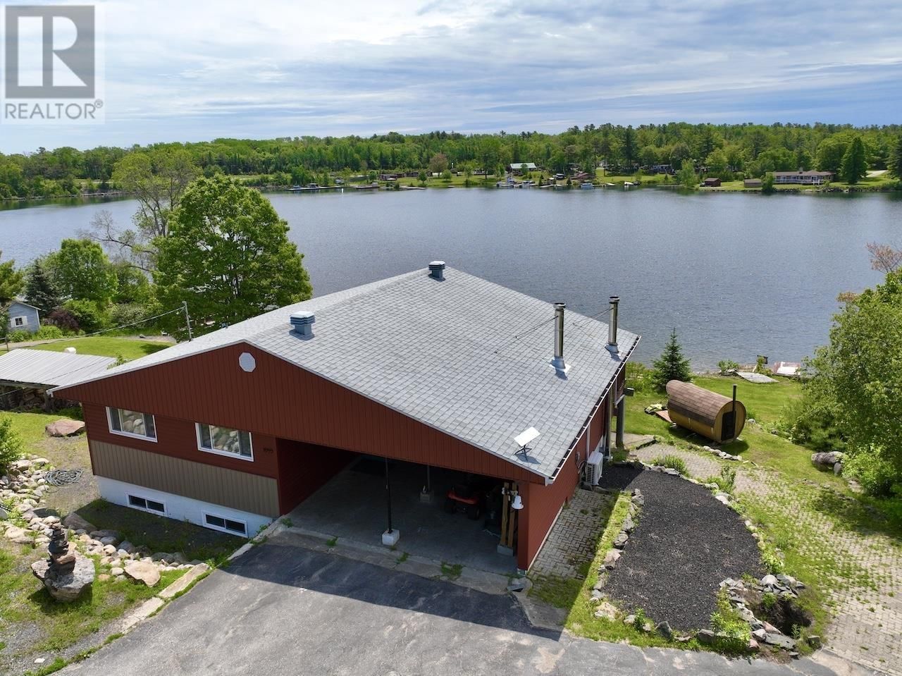 1093 SUNNYSIDE DR Image 3