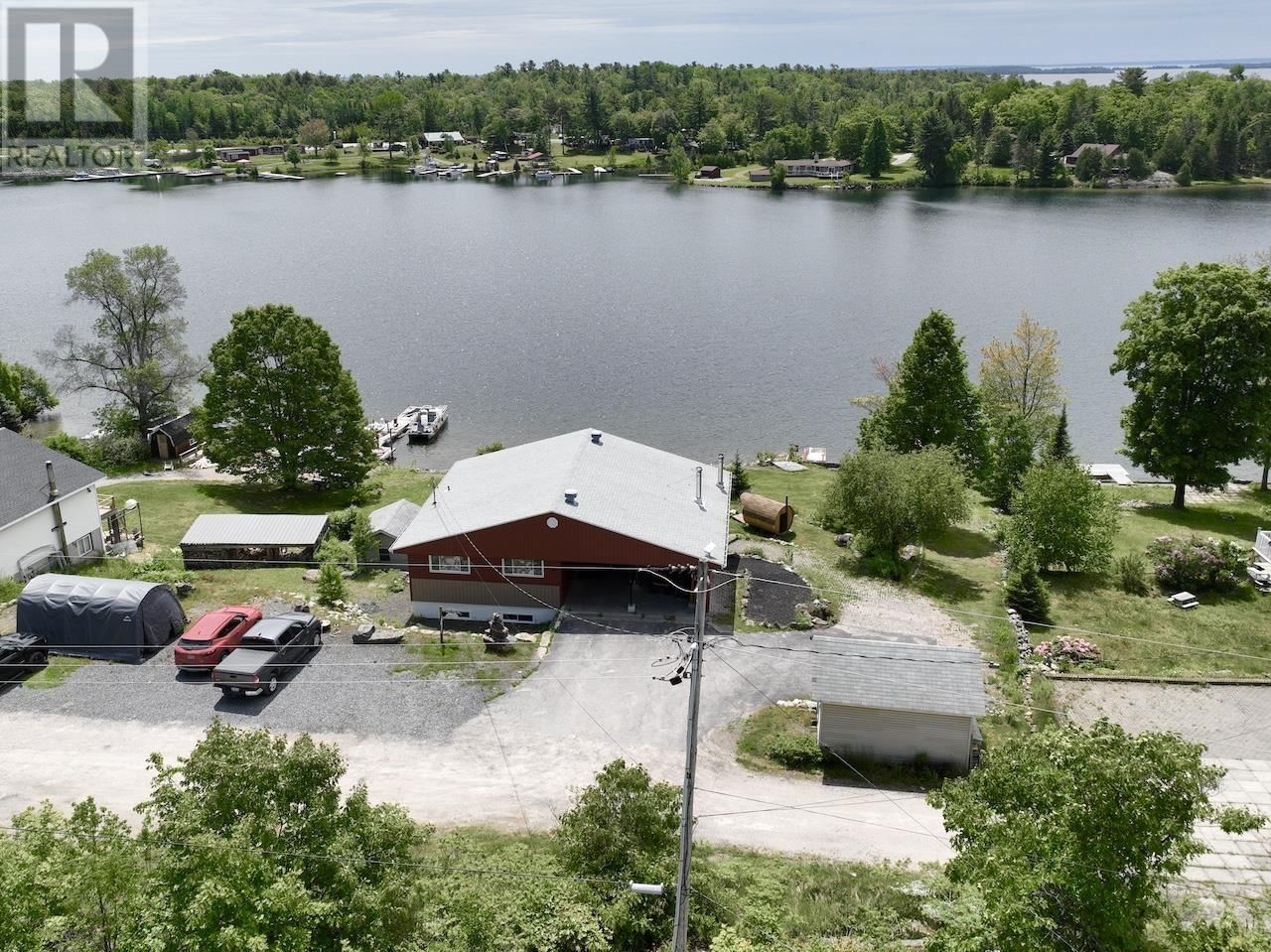 1093 SUNNYSIDE DR Image 30