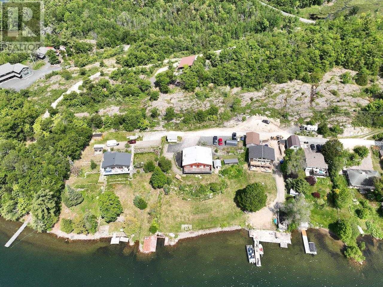 1093 SUNNYSIDE DR Image 33