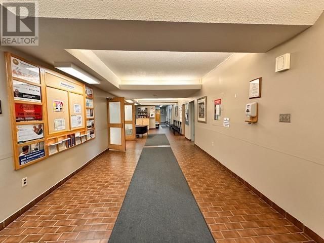 2 VETERAN'S WAY Image 5