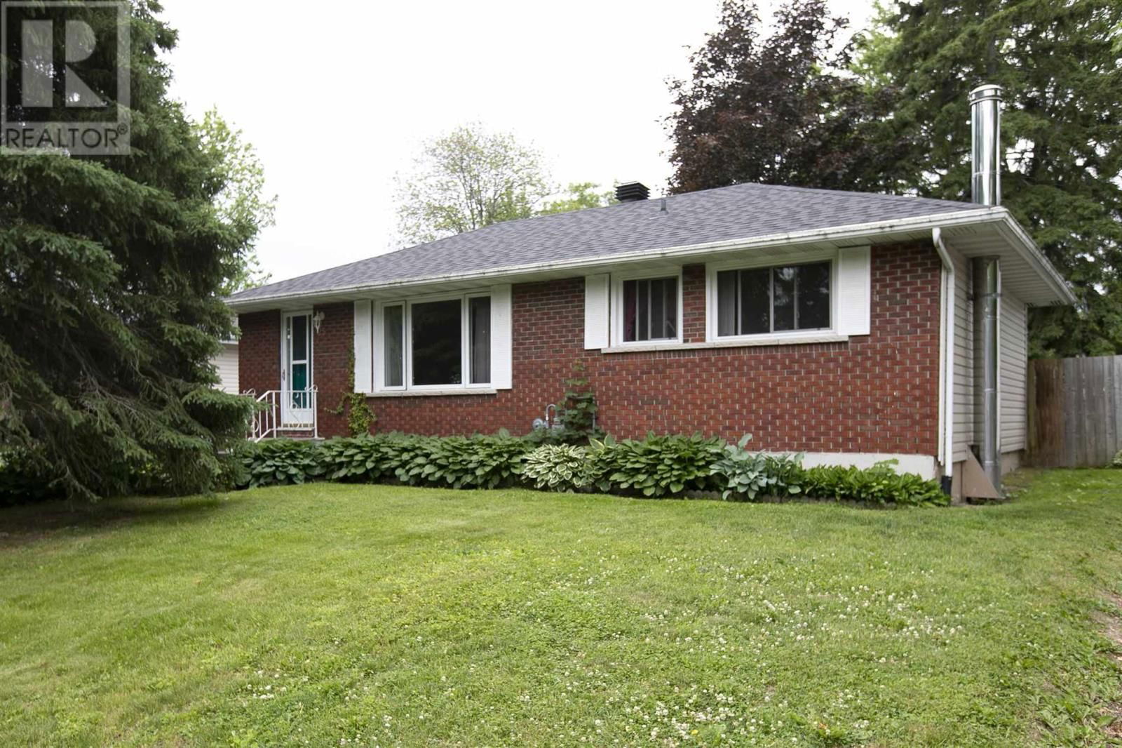 25 PRIMOSE DR Image 1