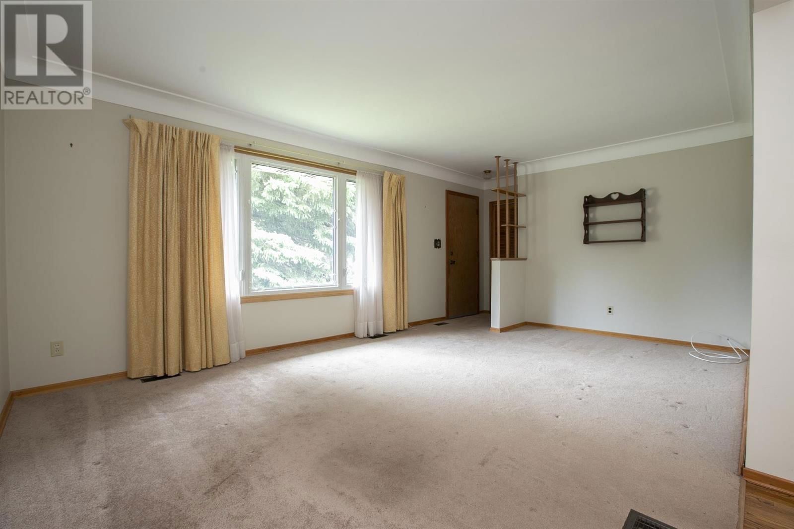 25 PRIMOSE DR Image 20