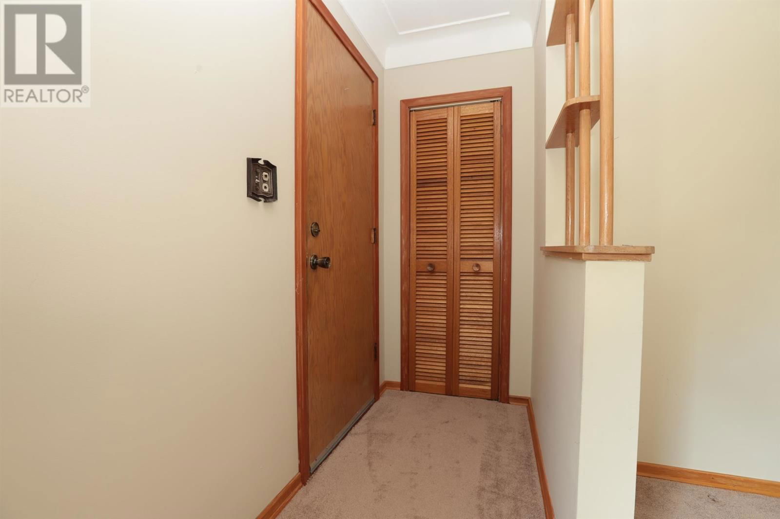 25 PRIMOSE DR Image 23
