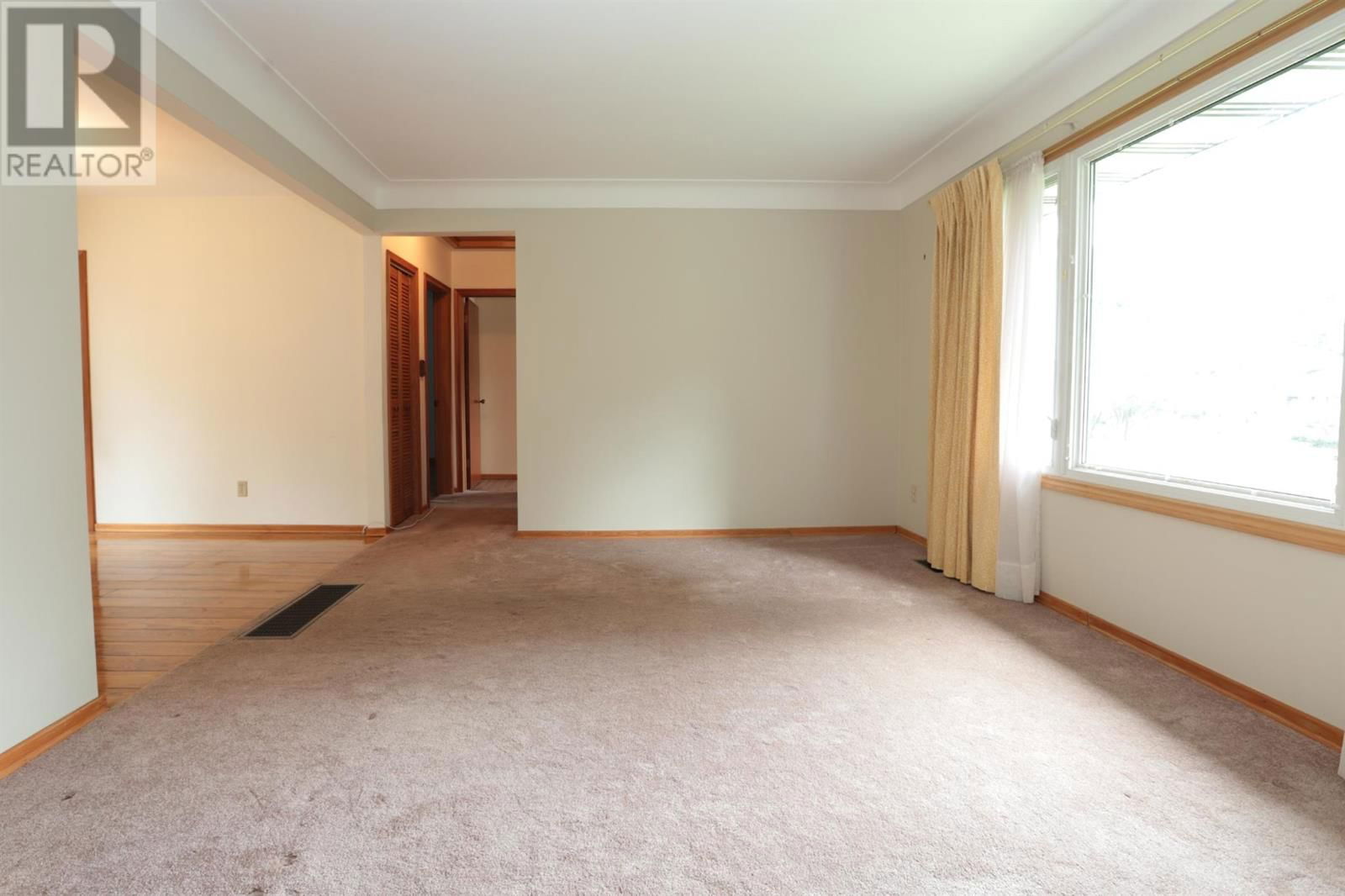 25 PRIMOSE DR Image 24