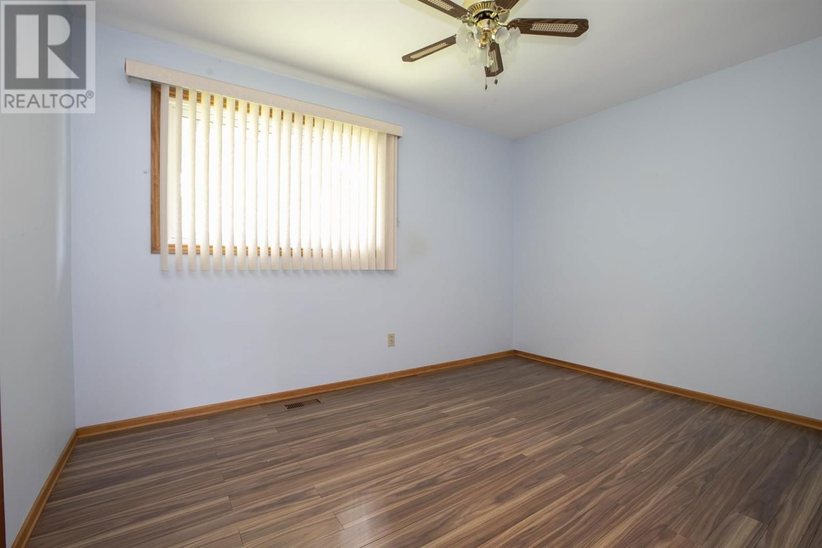 25 PRIMOSE DR Image 28