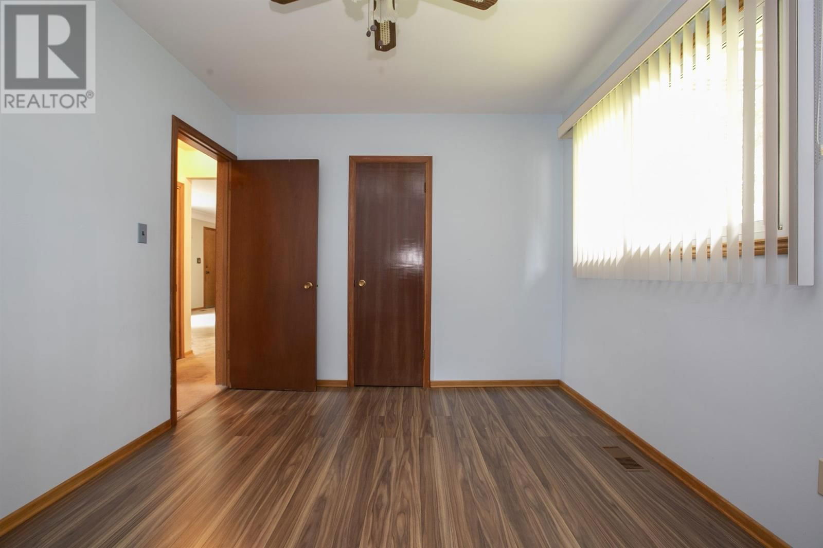 25 PRIMOSE DR Image 29