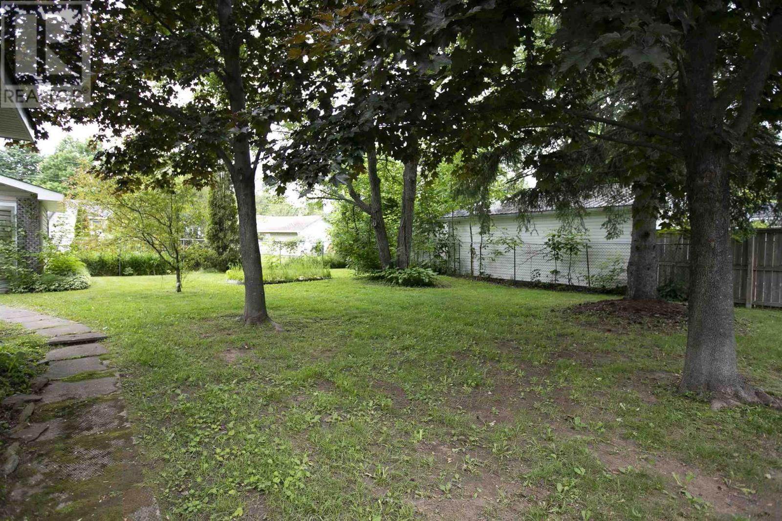 25 PRIMOSE DR Image 7