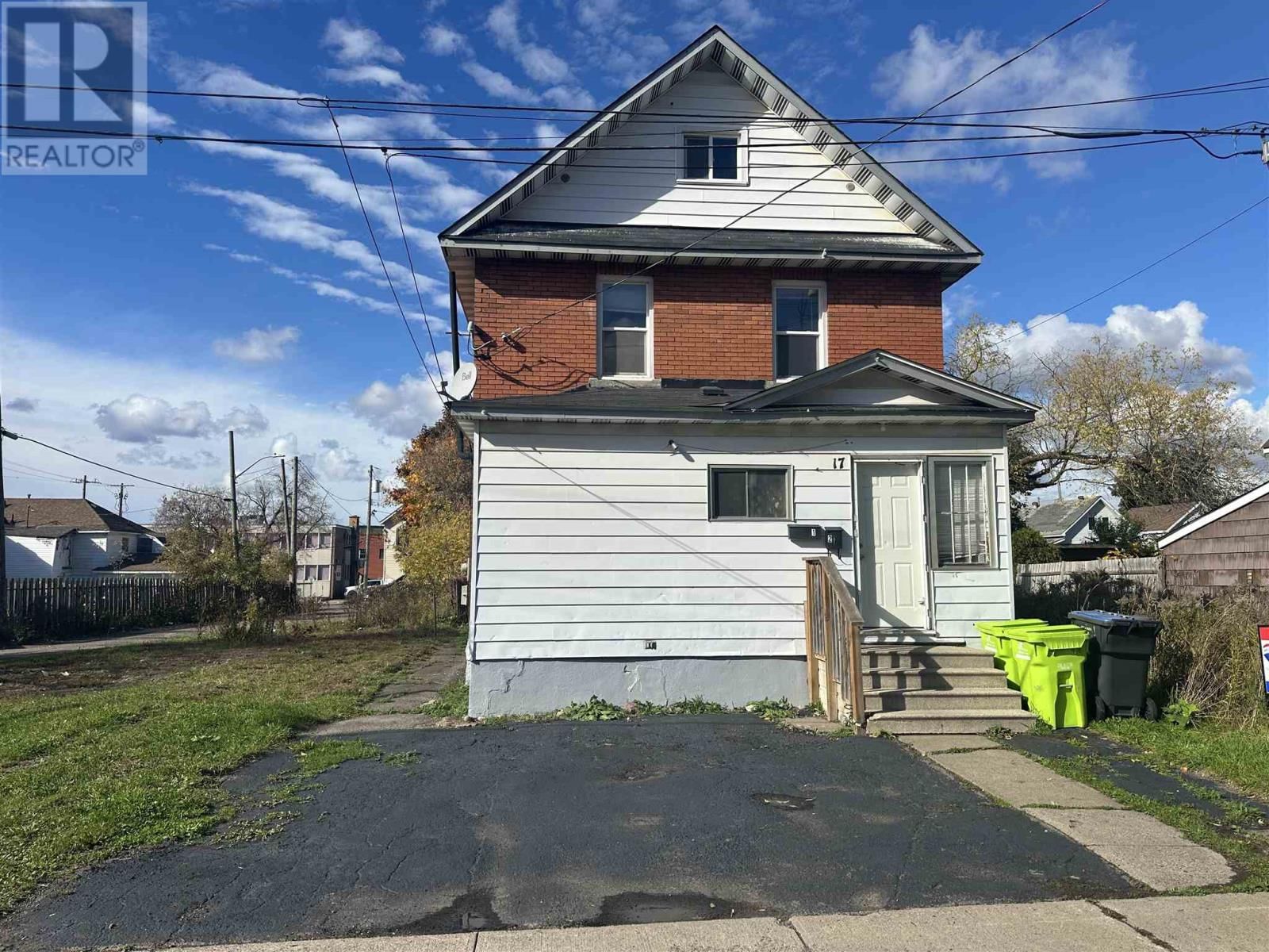 17 ABBOTT ST Image 1