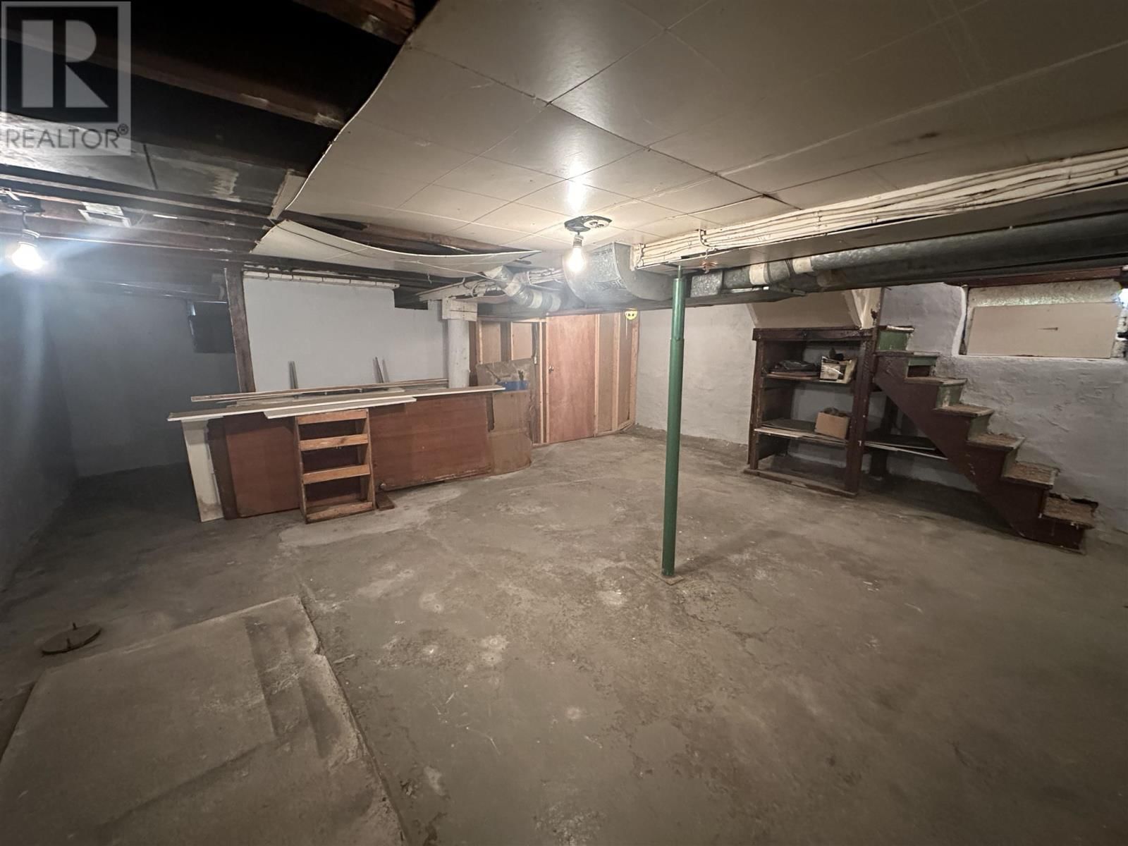 17 ABBOTT ST Image 19