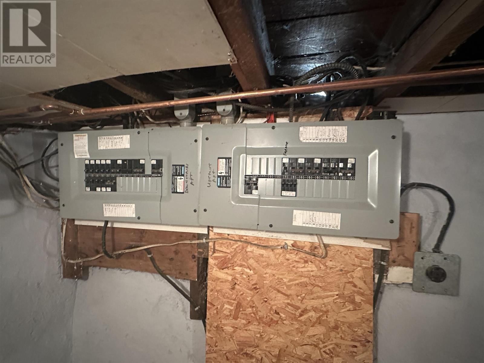 17 ABBOTT ST Image 20