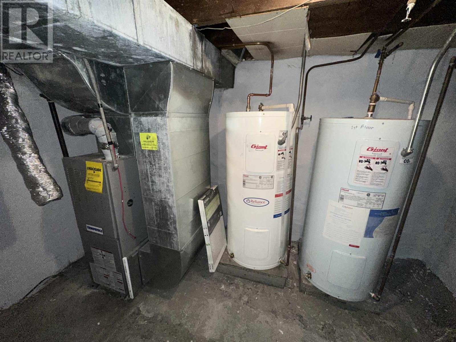 17 ABBOTT ST Image 21