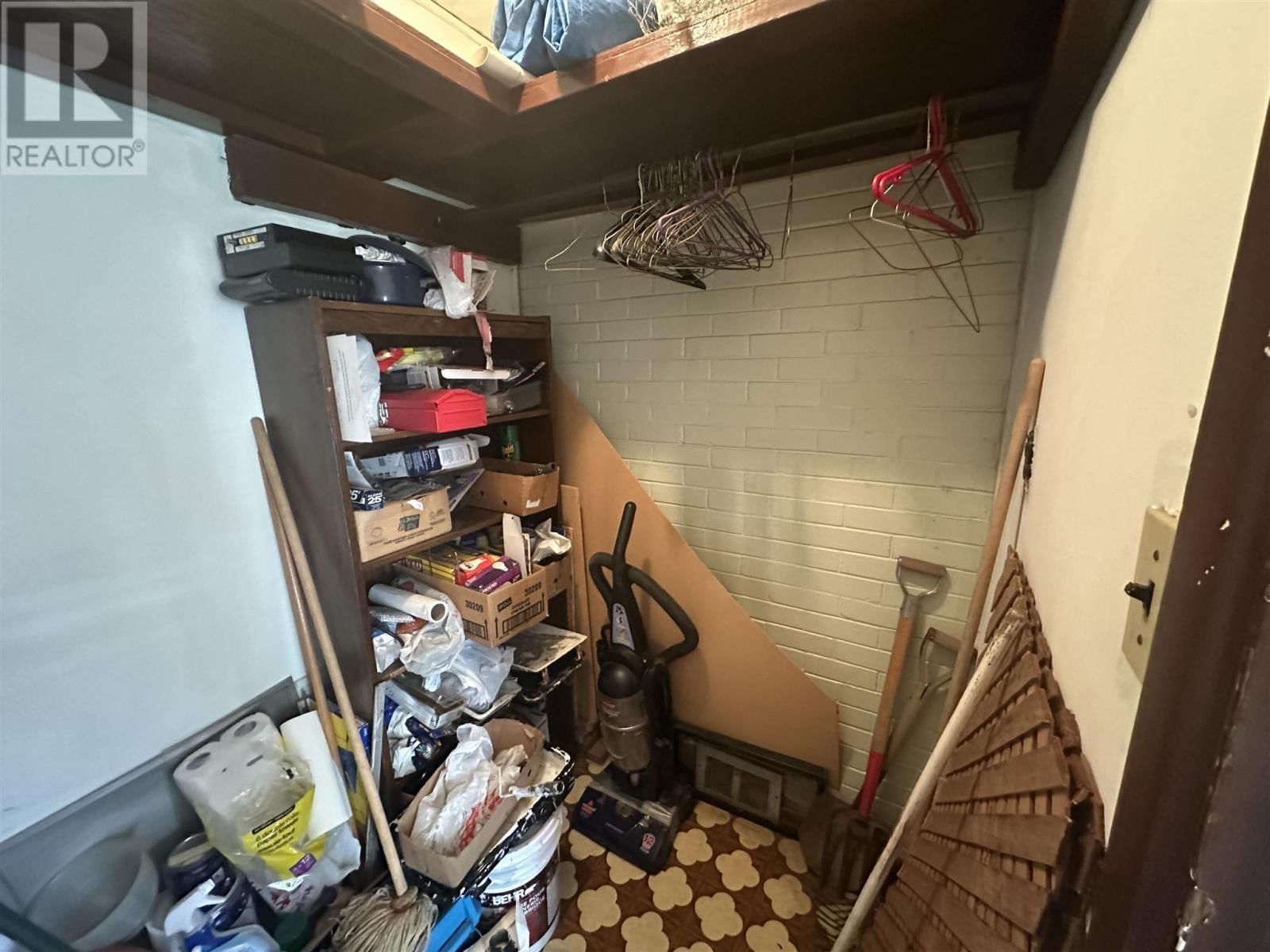 17 ABBOTT ST Image 22