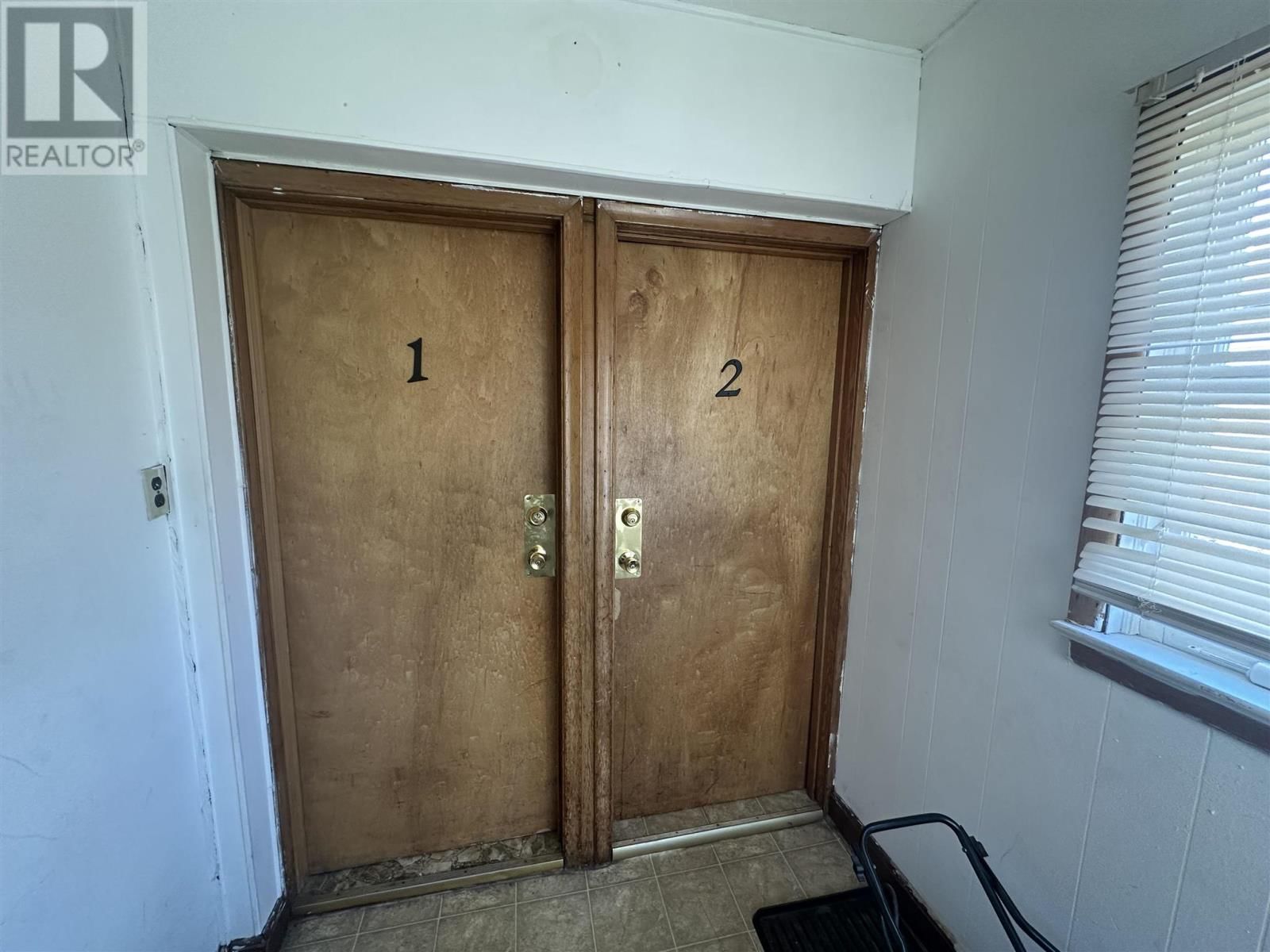 17 ABBOTT ST Image 5