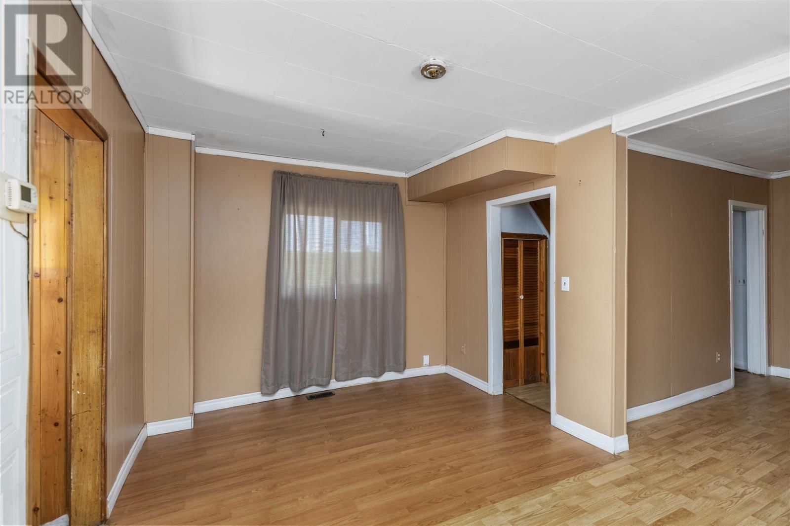 229 ST. GEORGE'S AVE Image 11